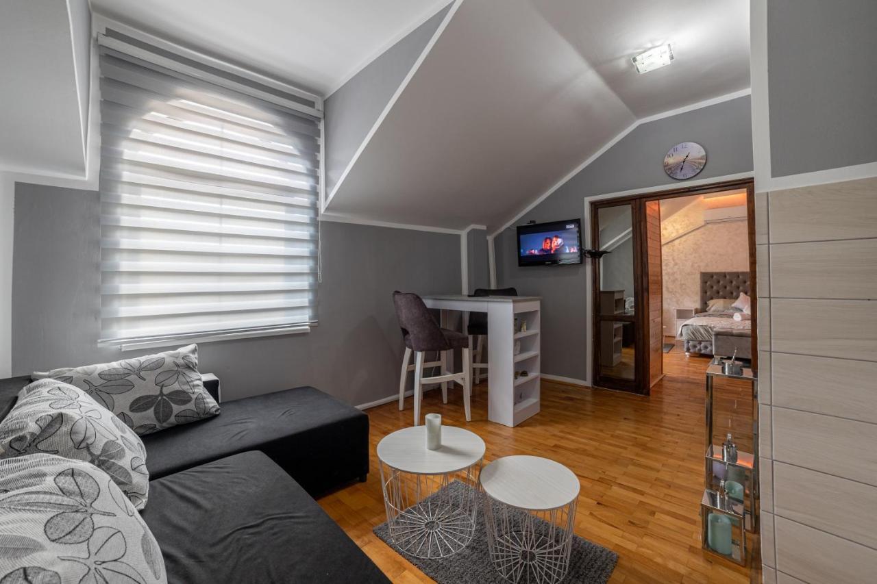 Delux Apartmani Pozarevac Luaran gambar