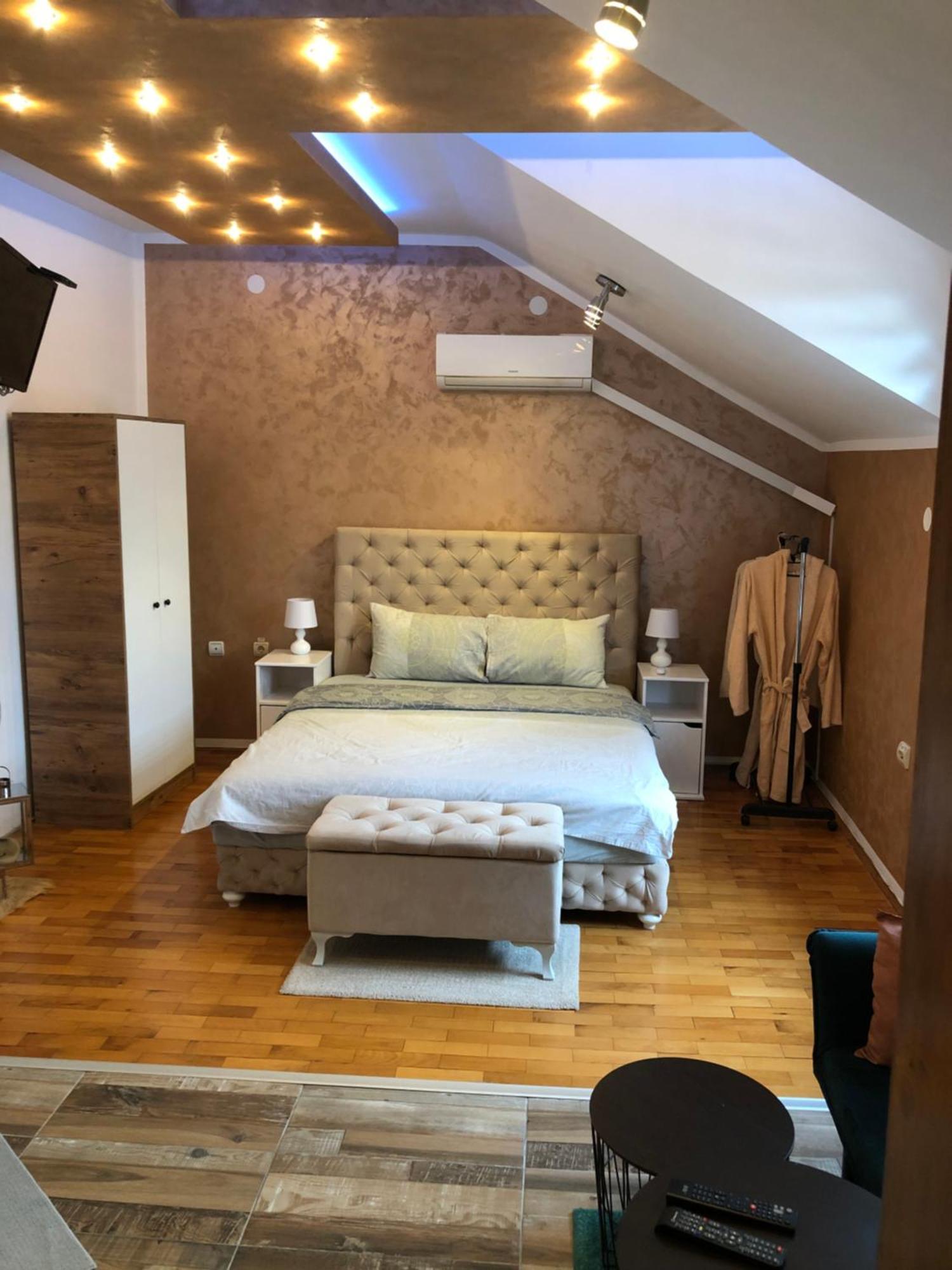 Delux Apartmani Pozarevac Luaran gambar